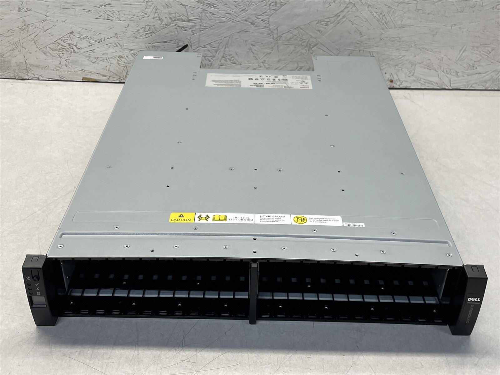 DELL XYRATEX COMPELLENT EB-2425 24x SAS HDD ARRAY-NO HDD W/ ACCESSORIES F3MZVS1