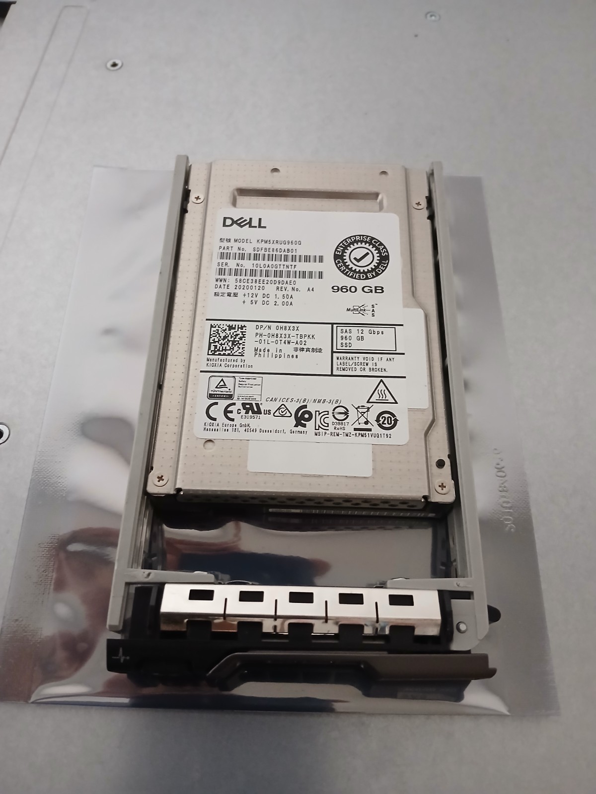 DELL/EMC SFF 960gb 12Gbps SSD Solid State Drive p/n 0H8X3X H8X3X Dell ME4