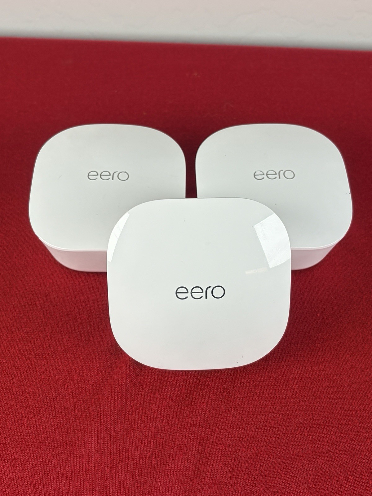Amazon eero Dual-Band Mesh Wi-Fi 5 System 3 Pack Model J010001 no cords