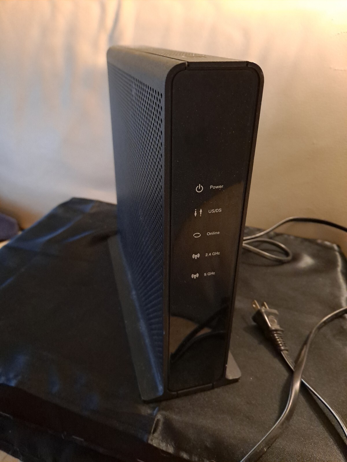 Technicolor Model-TC8715D Wireless Gateway TV Cable Modem 