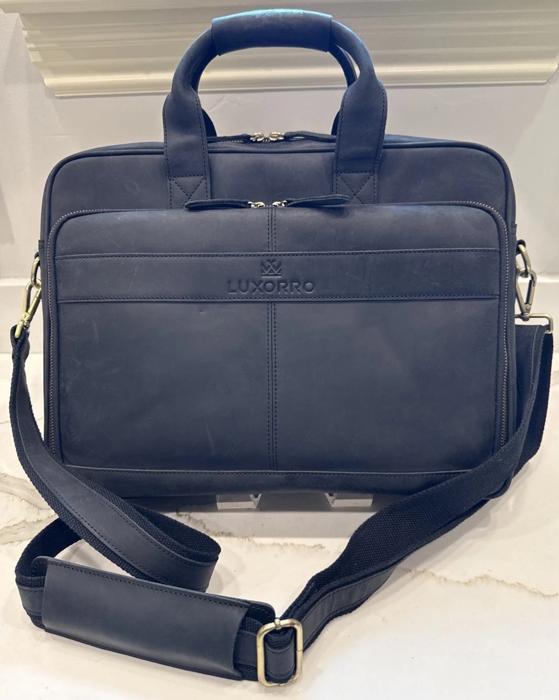 Luxorro Full-Grain Leather Laptop Bag Briefcase 15.5” X 11.75” X 3” Black