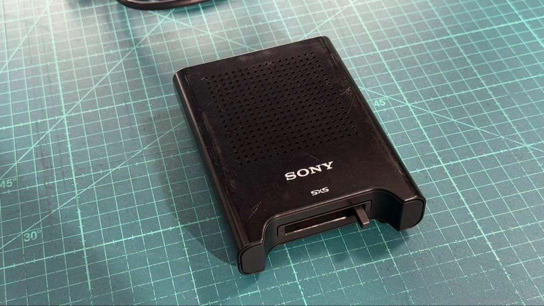 Sony SBAC-US20 SxS Memory Card Reader USB 3.0 Black Tested Used