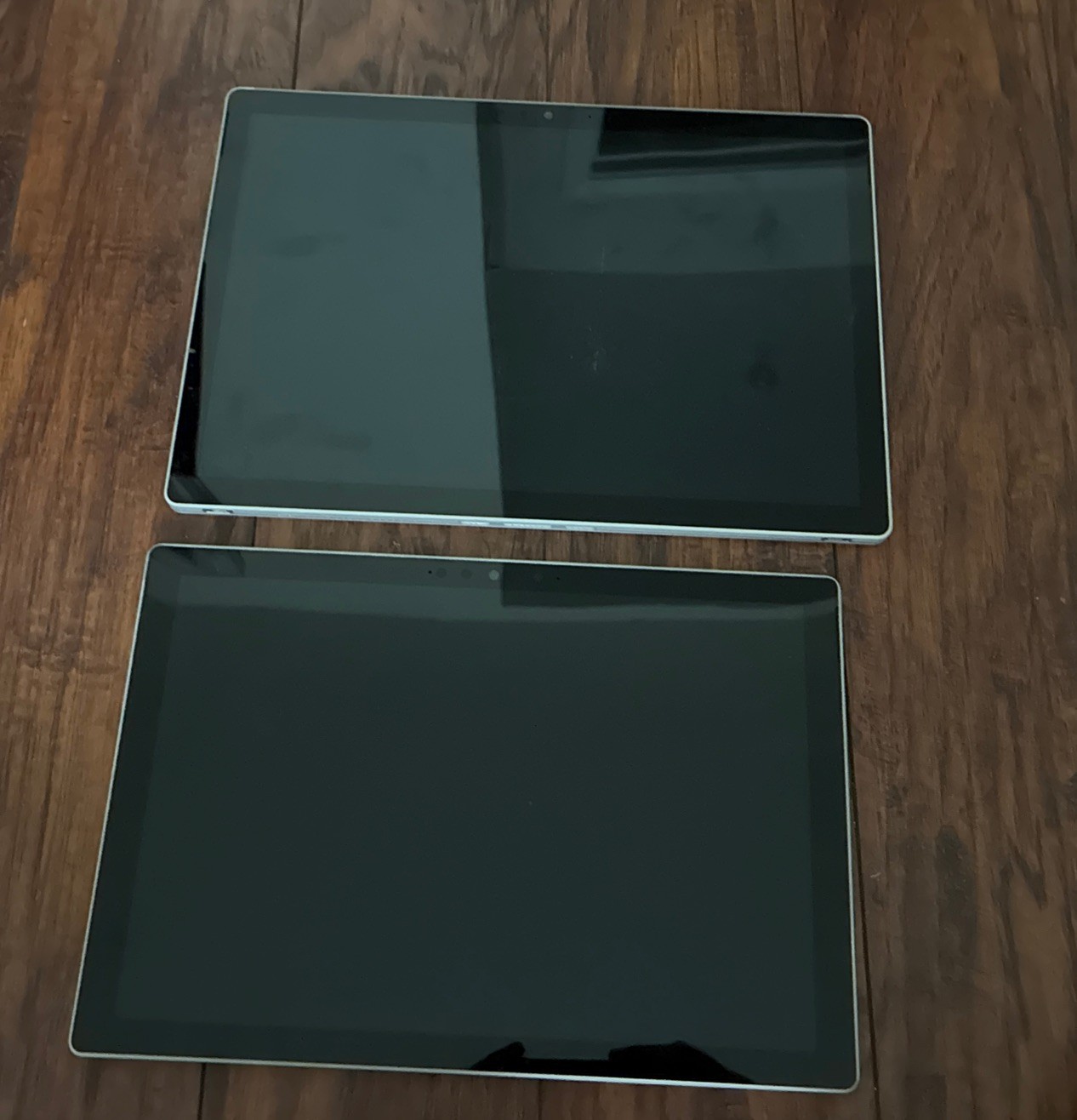 2 Mixed Lot Surface Pro And Surfacebook For Parts/repairs Only