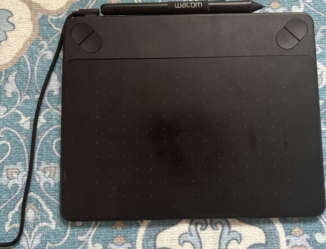 Wacom Intuos Graphics Tablet w/ Wacom Pen, USB Wired