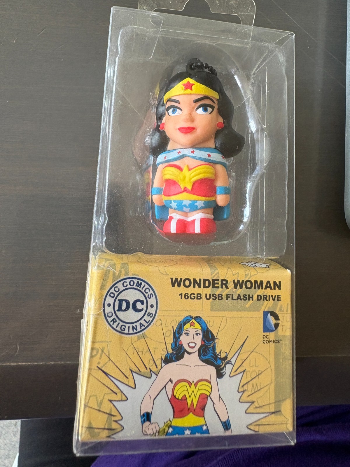 Wonder Woman 16GB USB Flash Drive DC Comics Character Figural Memory Drive