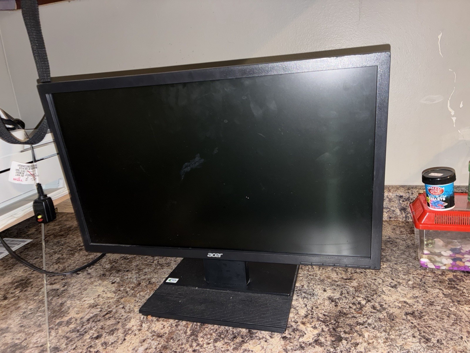 Acer V226HQL Acer V6 21.5" LED 1080p 60Hz Widescreen Flat VGA DVI-D