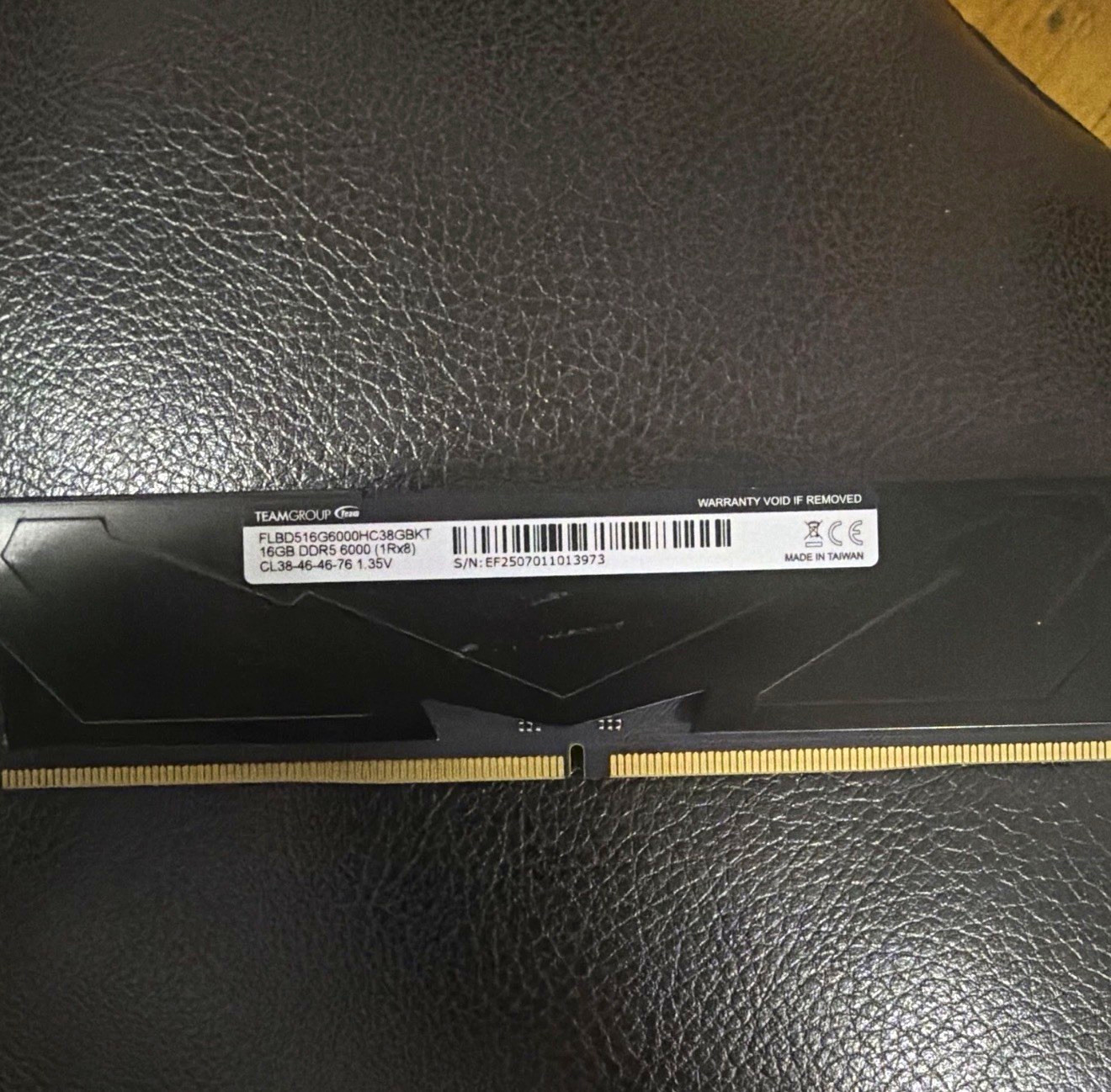 TeamGroup T-Force Vulcan DDR5 16GB DDR5-6000 UDIMM 288-Pin 1x16GB