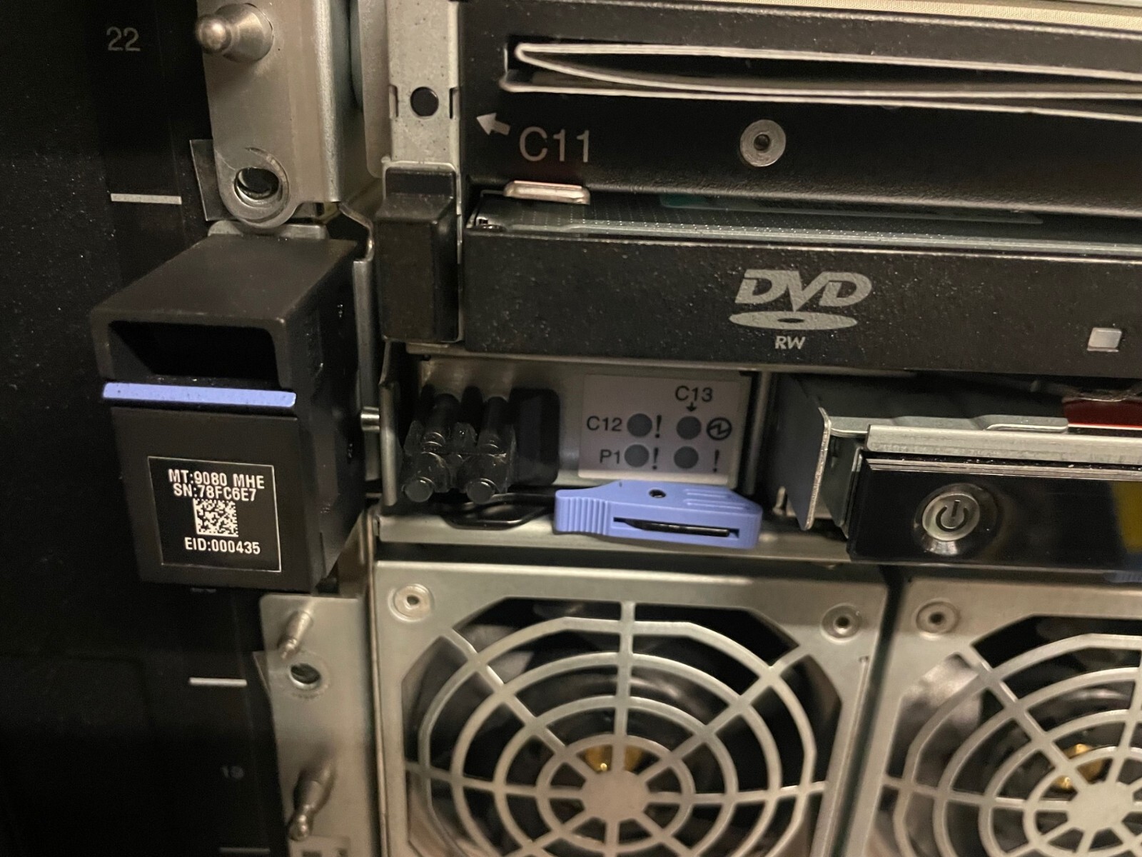 IBM Power 8 9080-MHE ISERIES 00RR129 78CC-001 System 2U