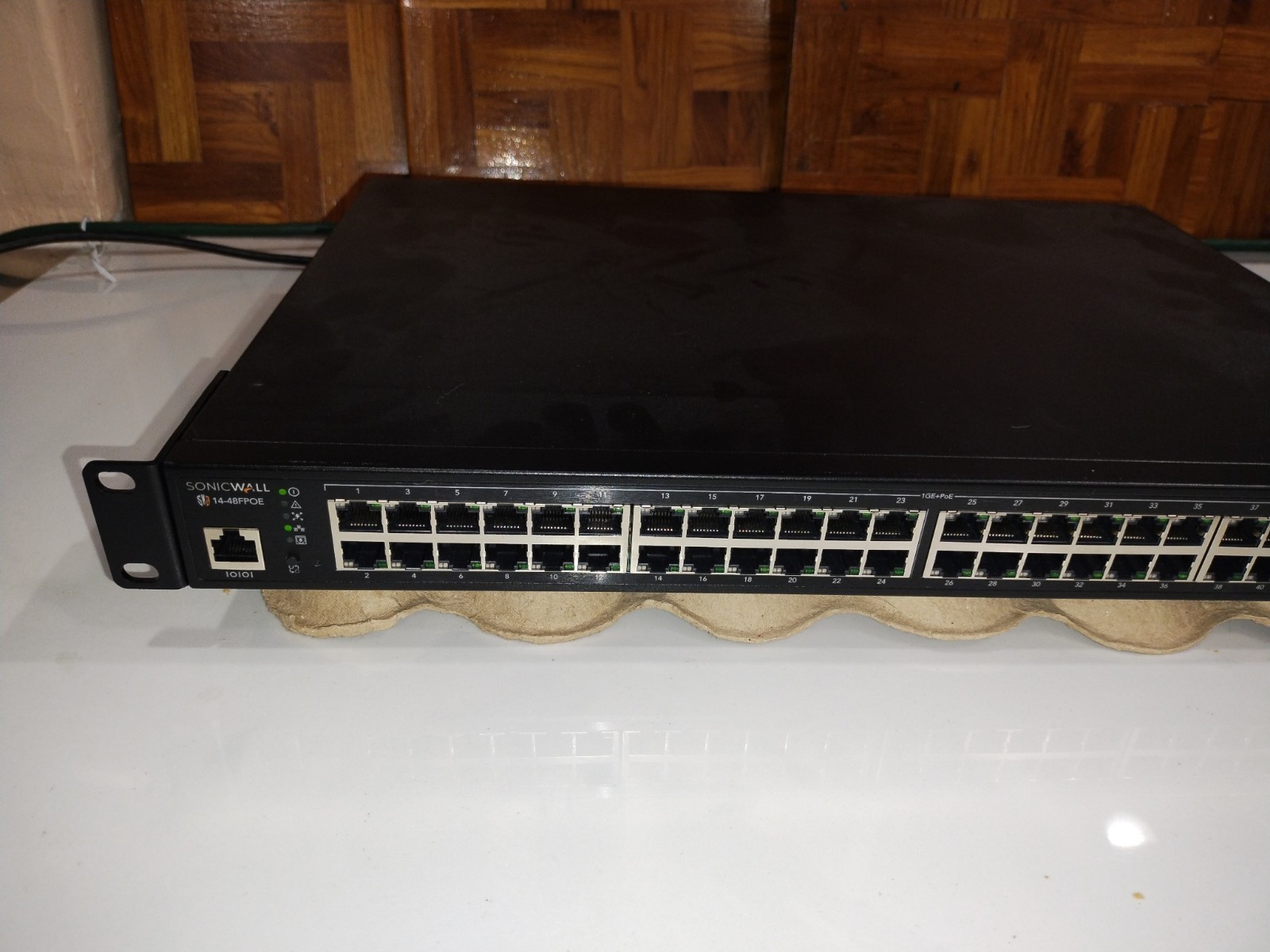 SonicWALL SWS14-48FPOE 48-Port 1GbE POE & 4x 10GbE SFP+ ManagedNetworkSwitch BZX