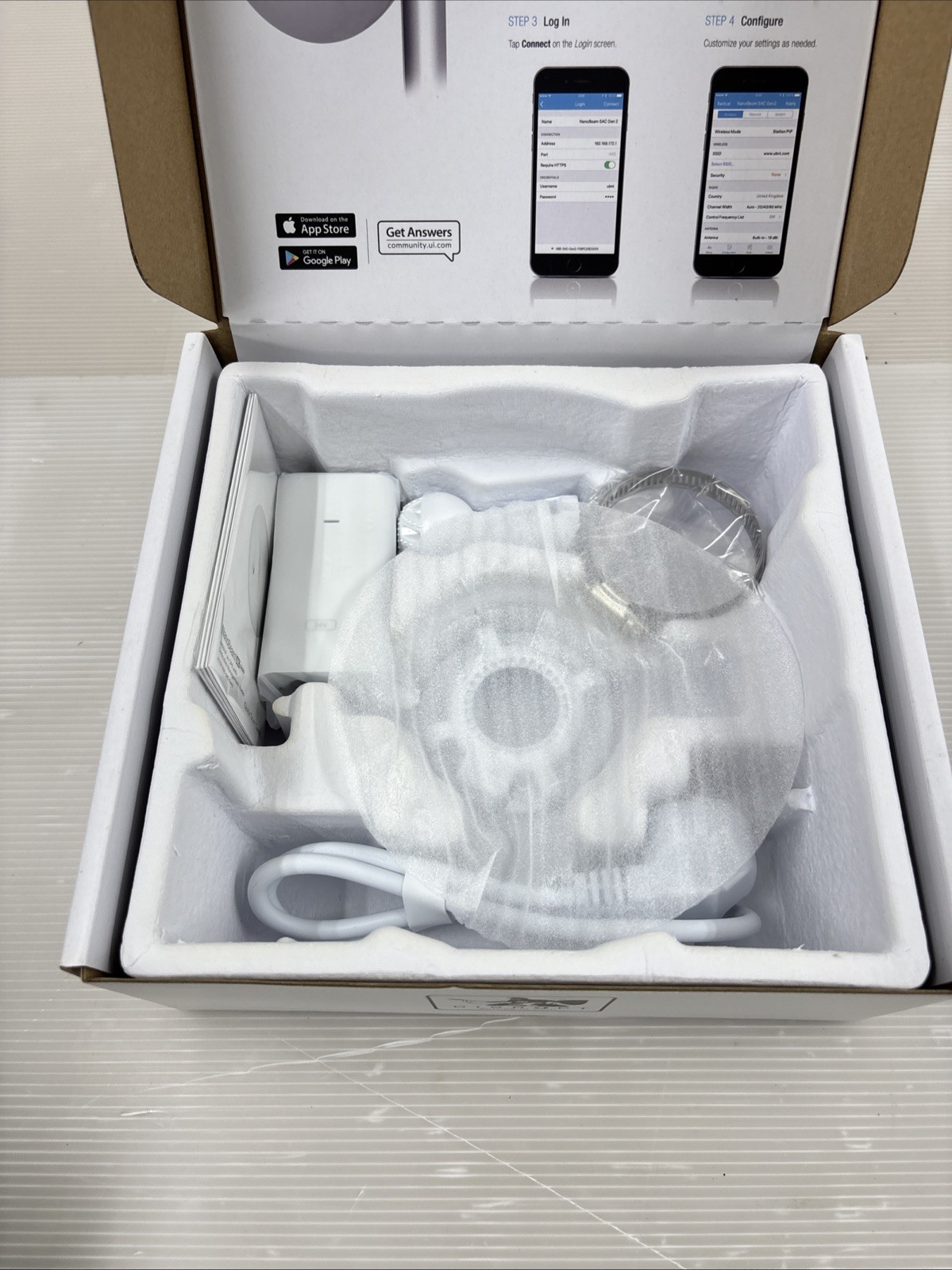 Ubiquiti Networks Nanobeam Customer Premises Equipment - NBE5ACGEN2