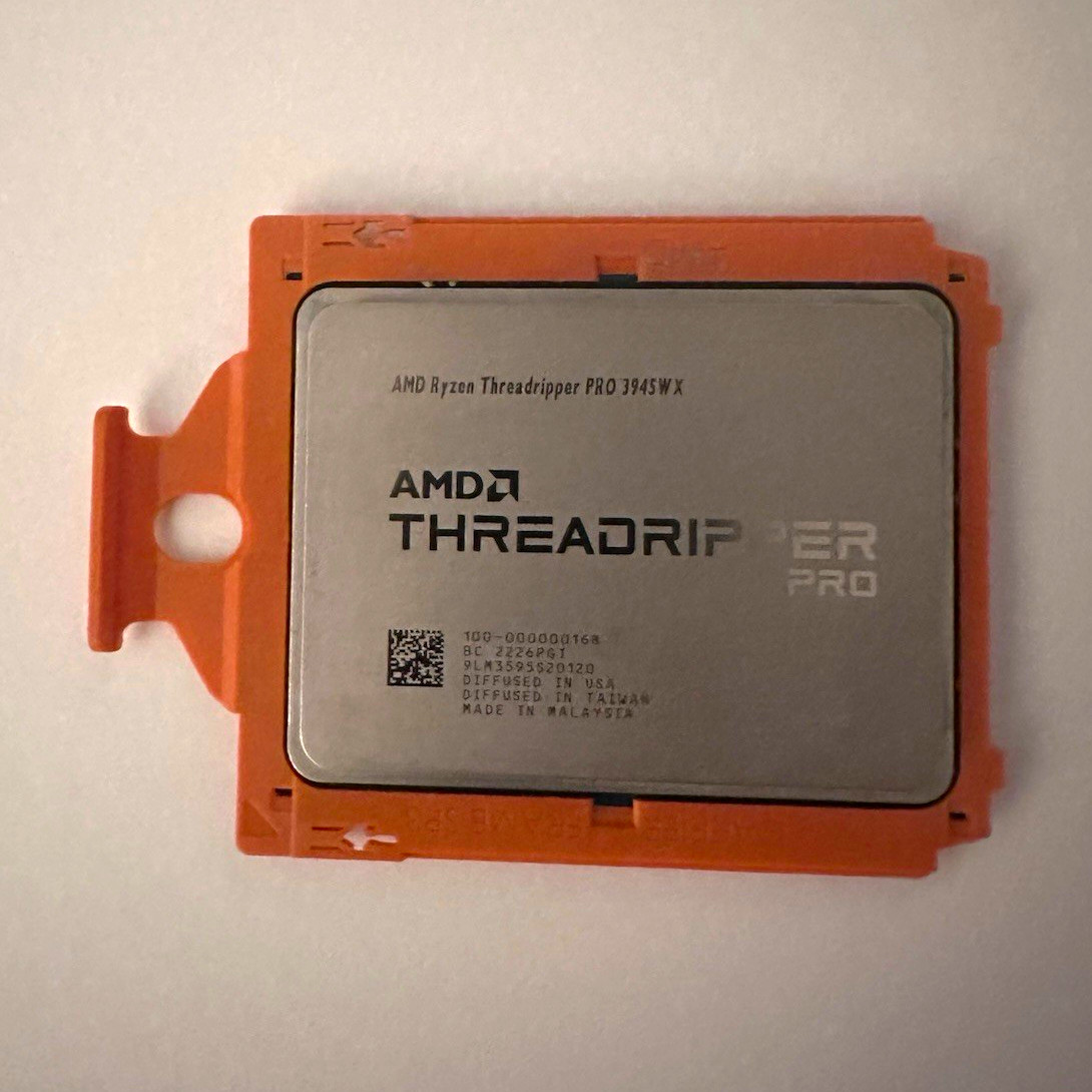 AMD Ryzen Threadripper PRO 3945WX 12-Core sWRX8 4.0GHz PCIe 4.0 64MB