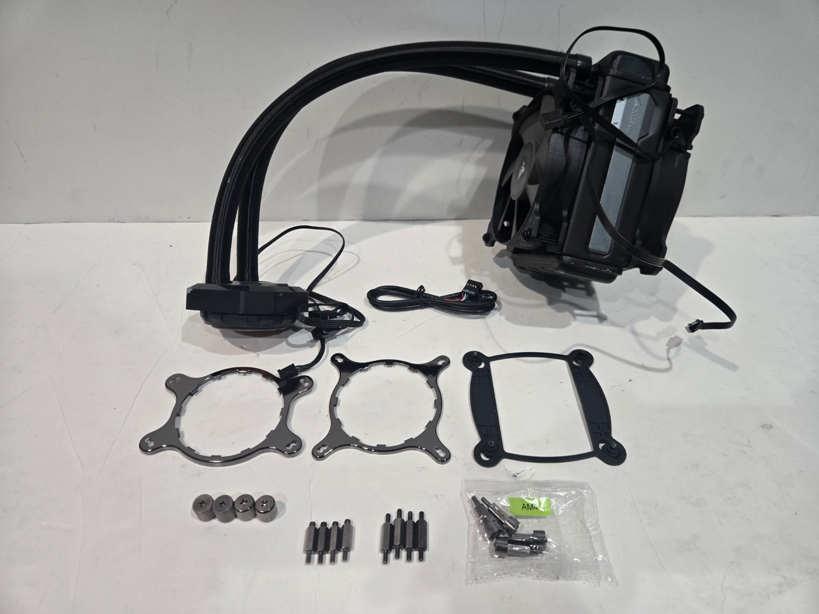 Corsair Hydro 80i v2 CPU Cooler CW-9060024-WW