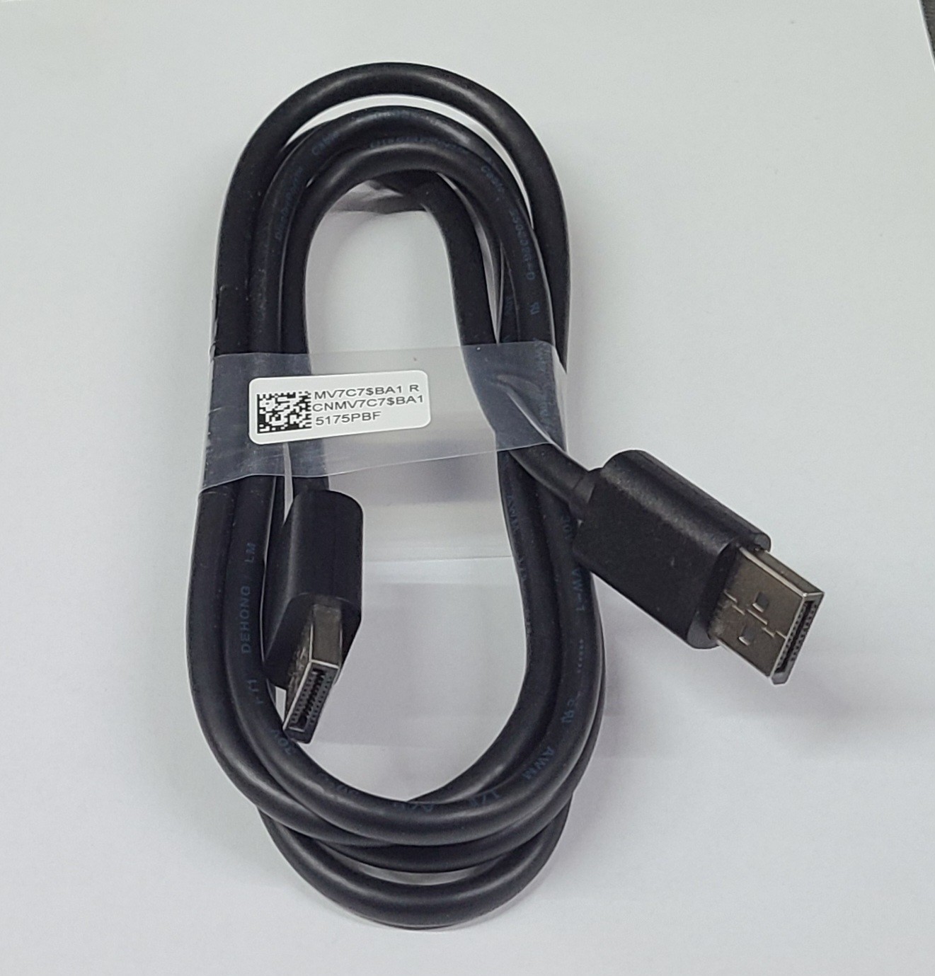 NEW DELL cable MV7C7 Display port MALE to MALE 6 feet MV7C7-BA10-517