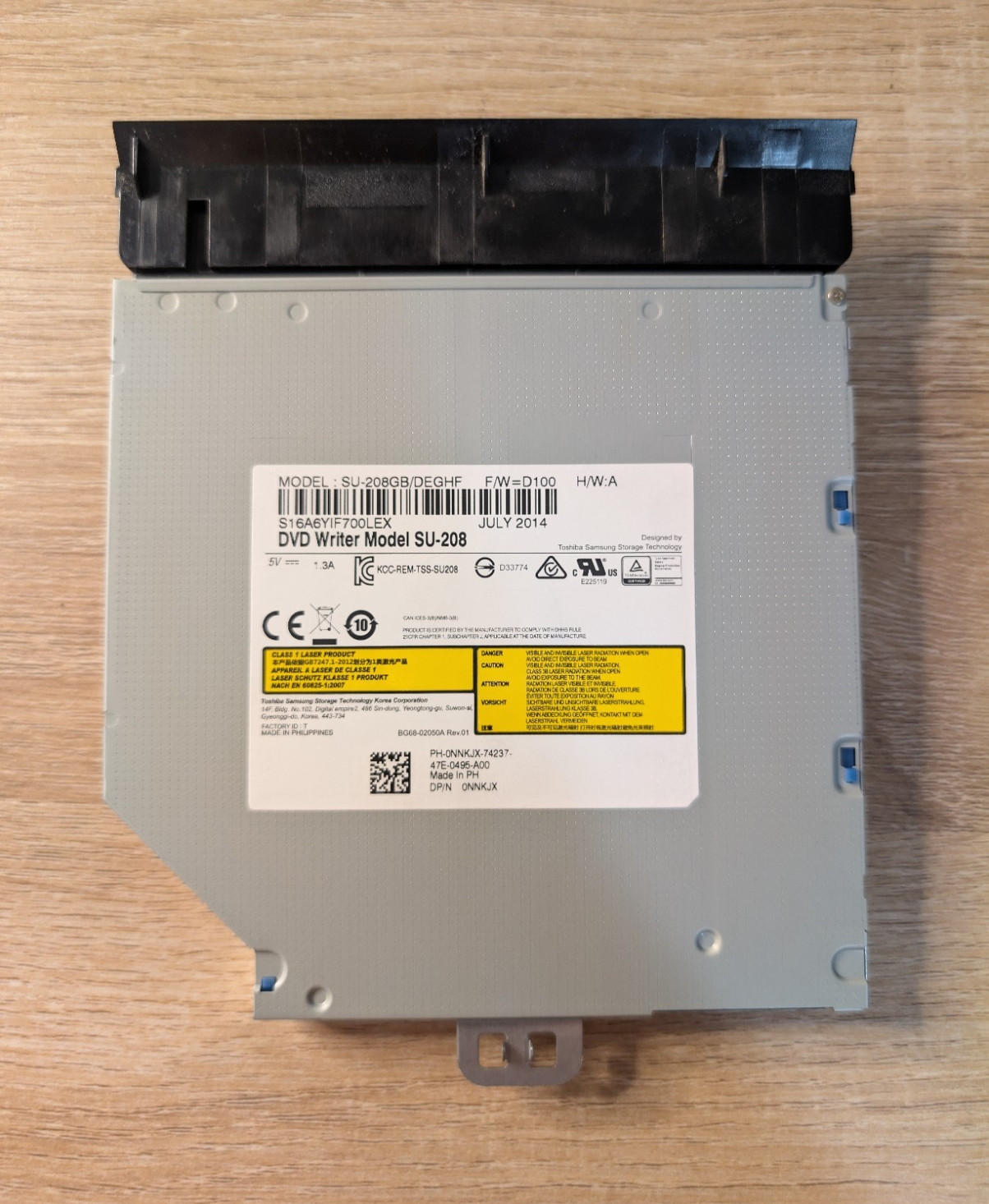 Toshiba Samsung TSST SU-208 SATA Internal Laptop DVD Writer 8x 12.7mm