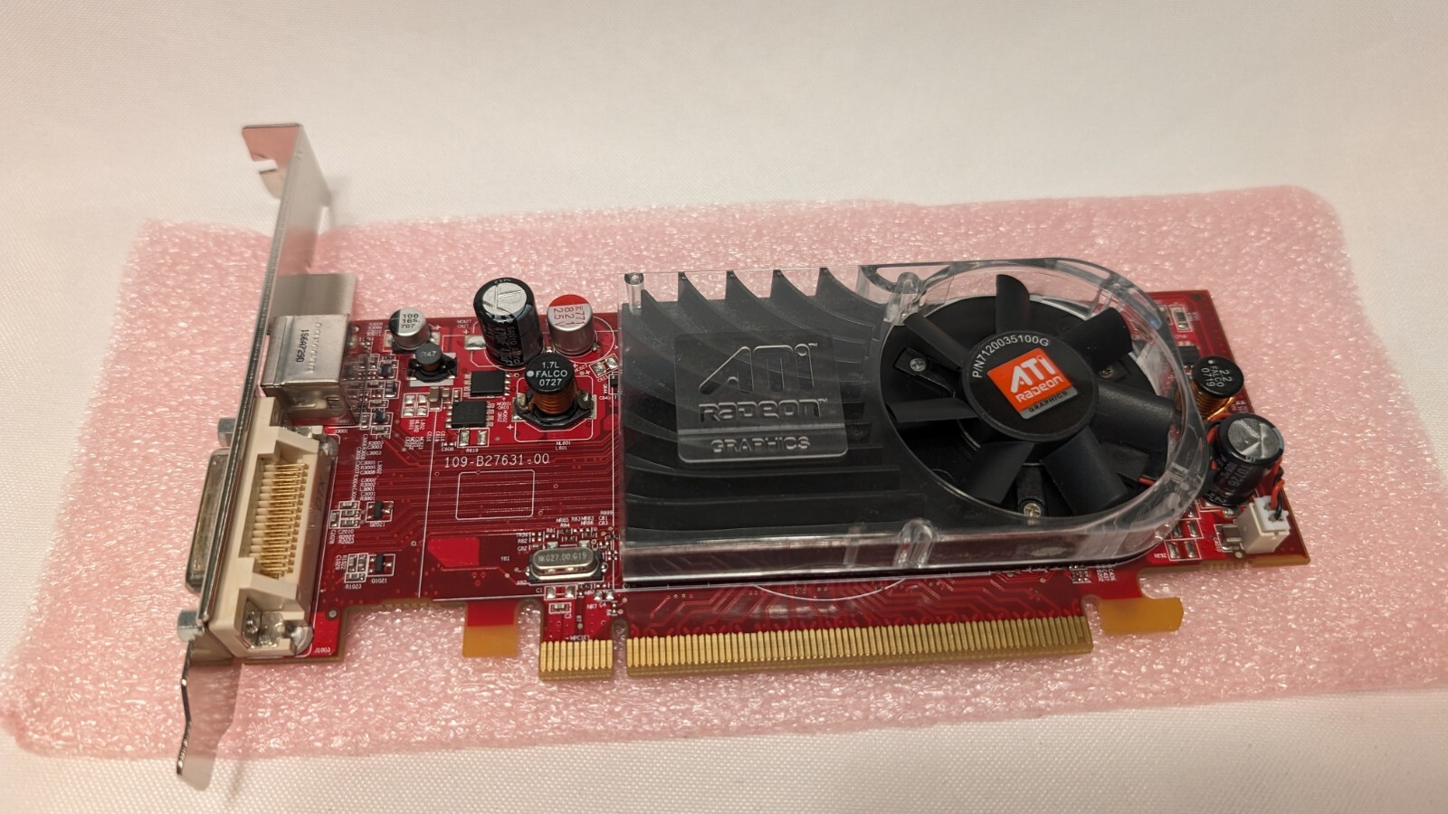 ATI-102-B27602(B) AMD Radeon HD 2400XT Pro 256MB PCI-e  Graphics Card. 