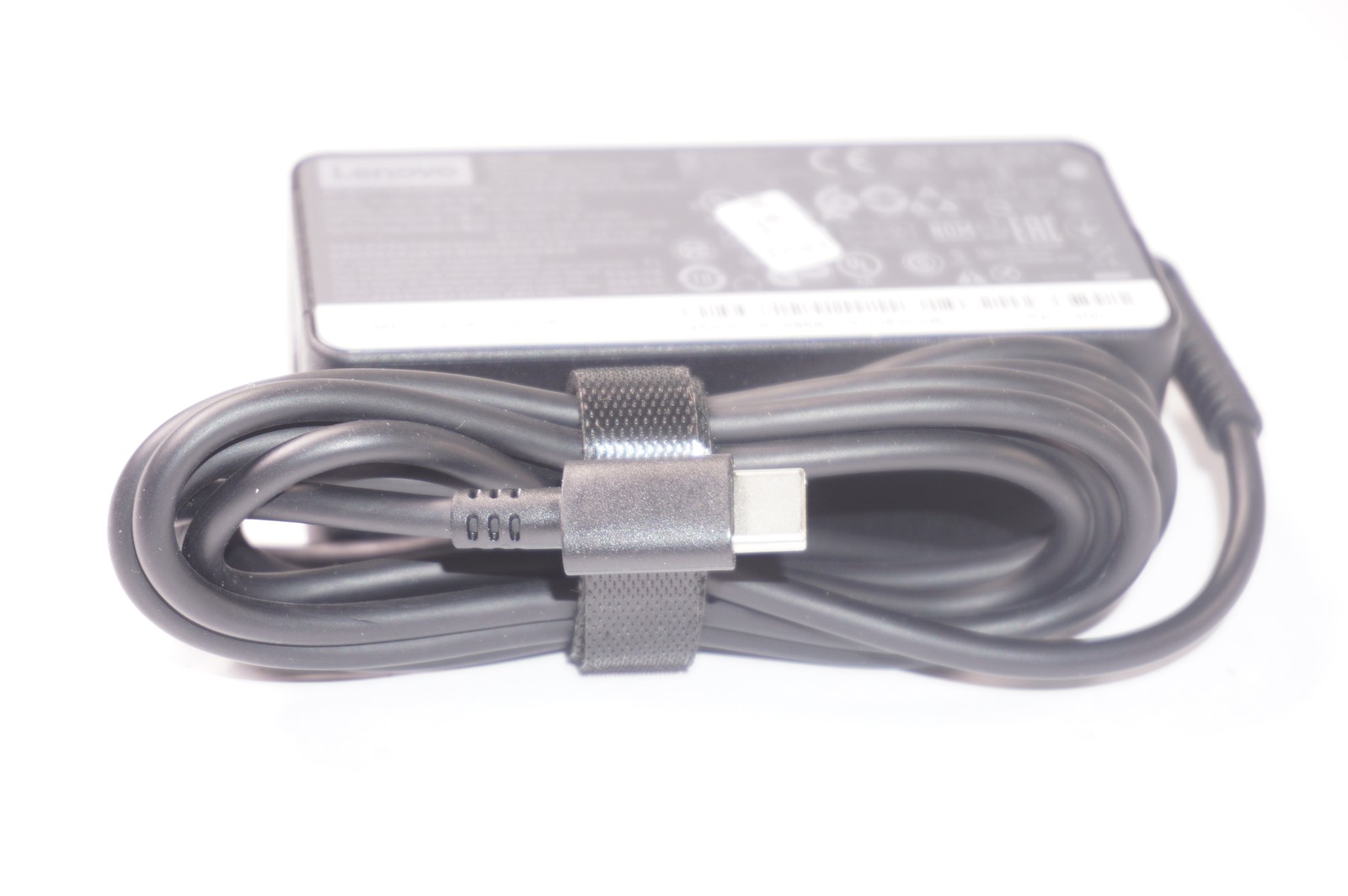 02DL122 Lenovo 02DL122 - PD, WW 45W AC Adapter