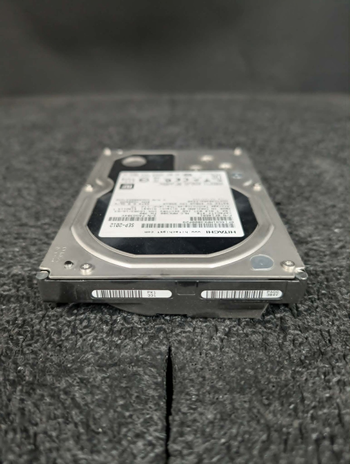 Hitachi 0F14681 HDS724040ALE640 4TB 7.2K RPM 64MB Cache 6Gb/s 512e SATA 3.5" HDD