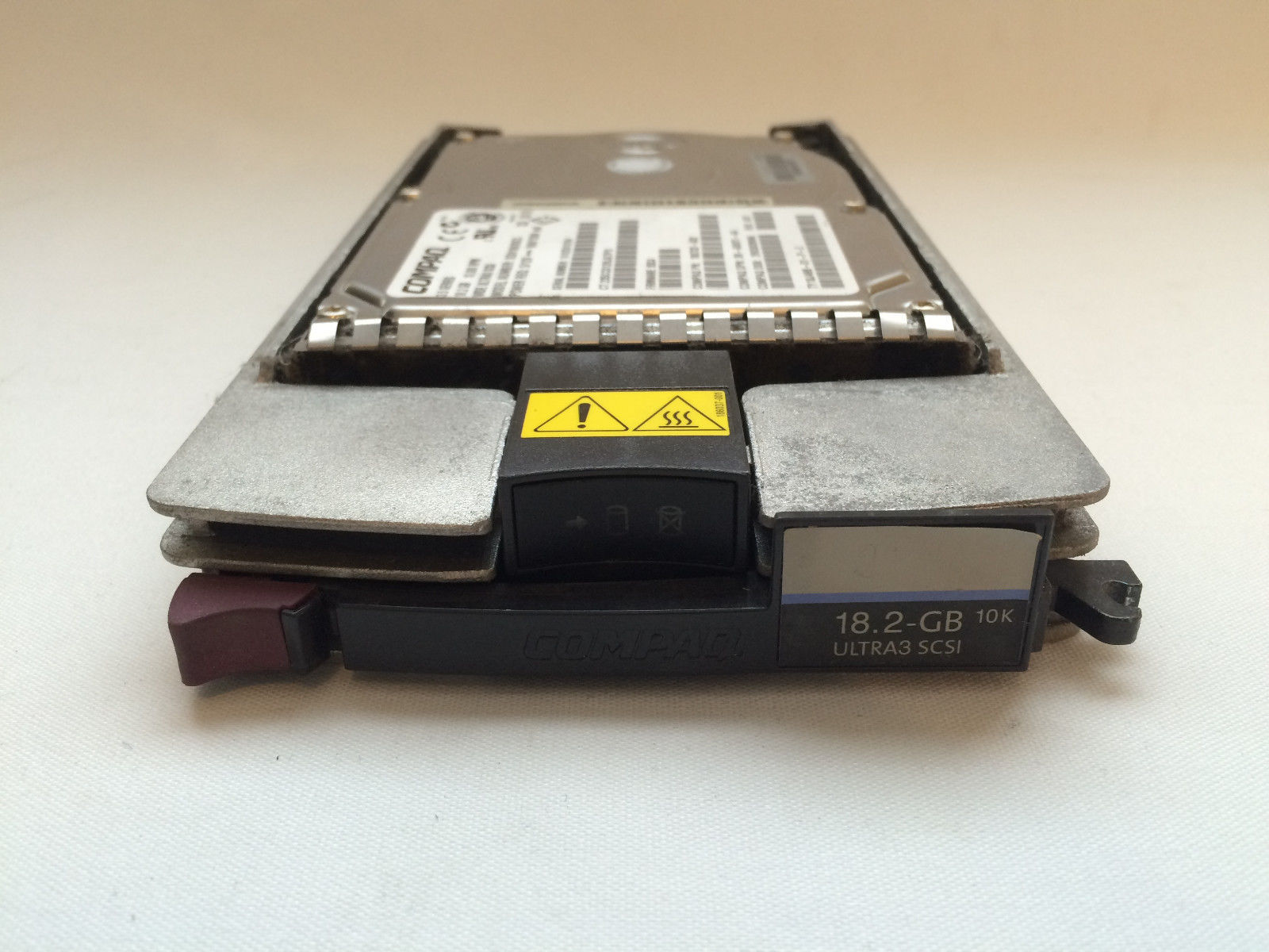 HP Compaq 18.2GB Ultra3 Wide SCSI Hot-Plug 10K RPM Hard Disk Drive (152190-001)
