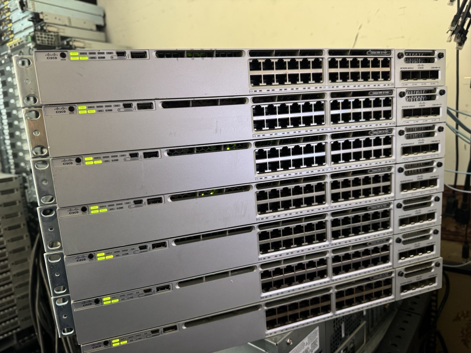 Cisco WS-C3850-24P-E 24-Port PoE+ Switch w 2x PWR-C1-715WAC PSUs w C3850-NM-4-1G