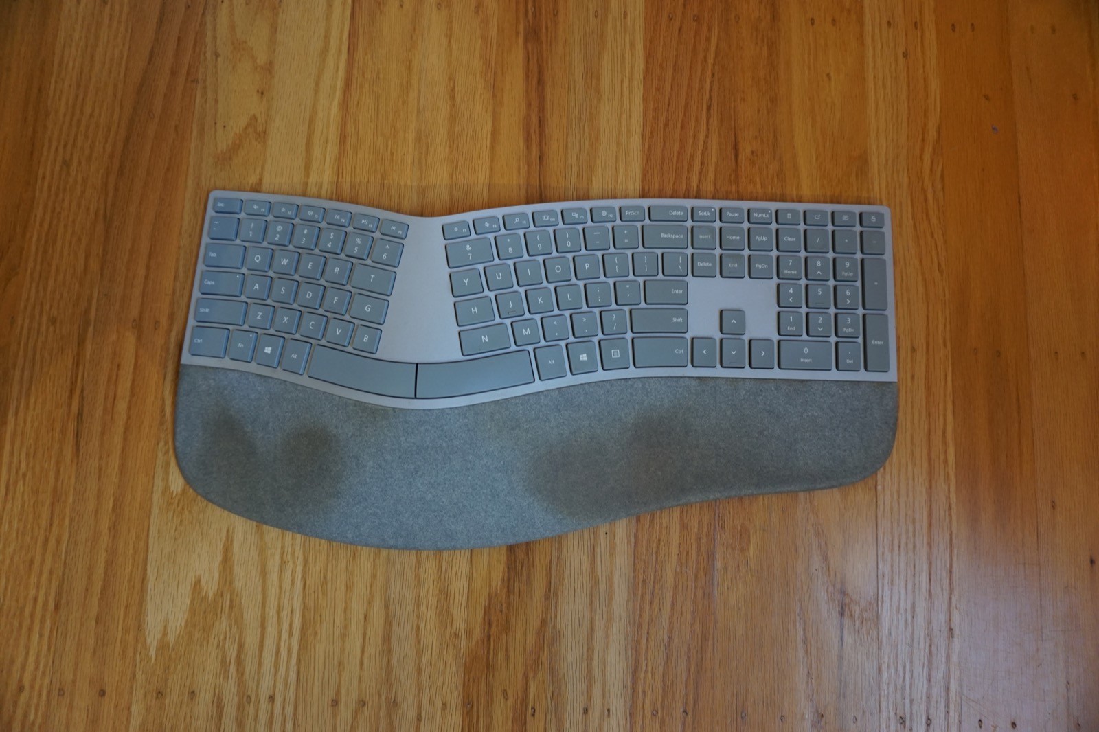 Microsoft Surface Ergonomic Keyboard 1786 Bluetooth Gray Split Layout Tested