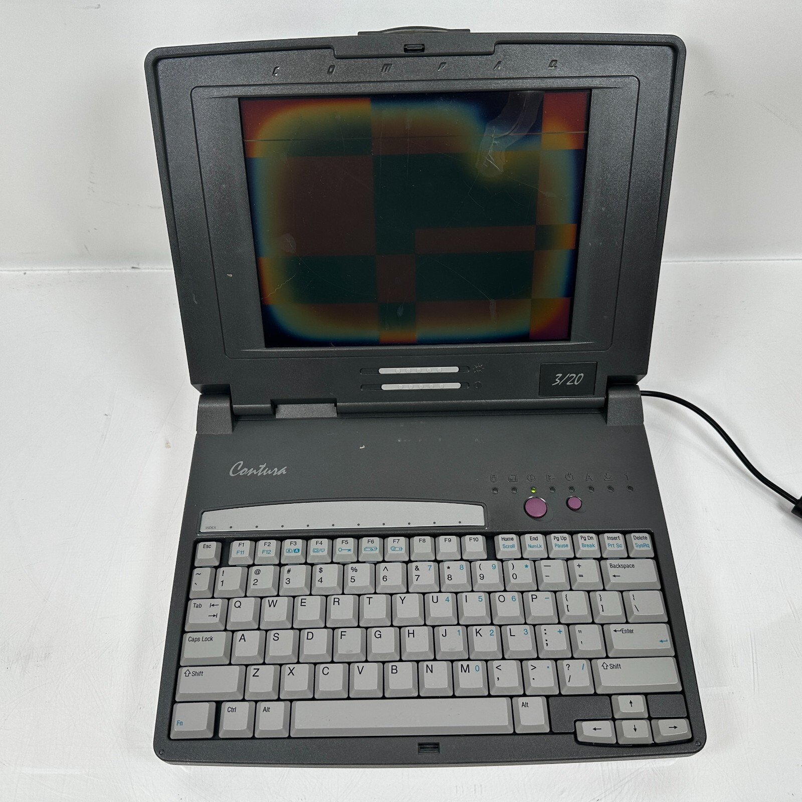 Vintage Compaq Contura 3/20 Laptop Computer Series 2820