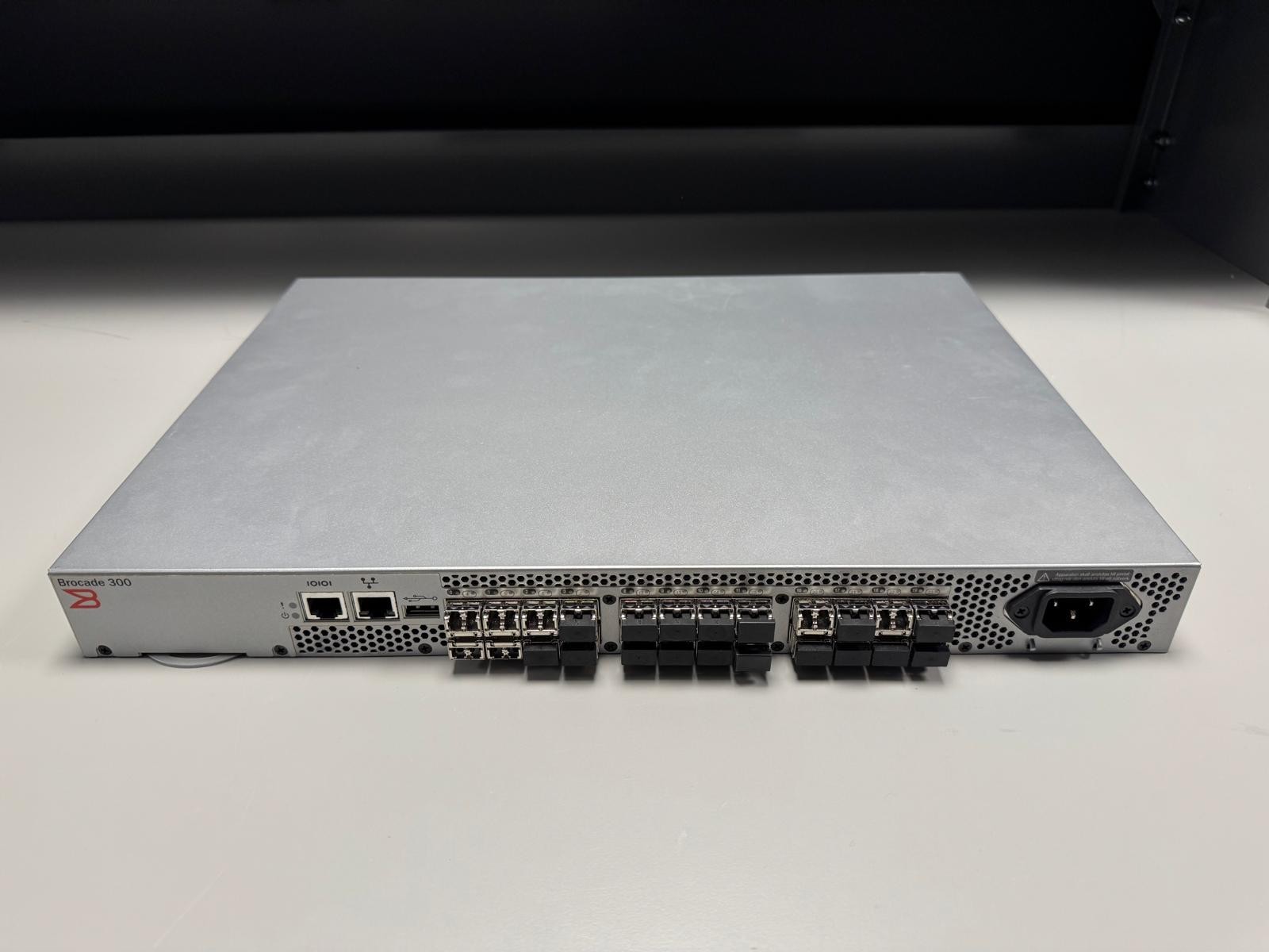 Brocade 300 Upgraded to BR-360-0008 24x 8G Fiber Channel SFP SAN Switch