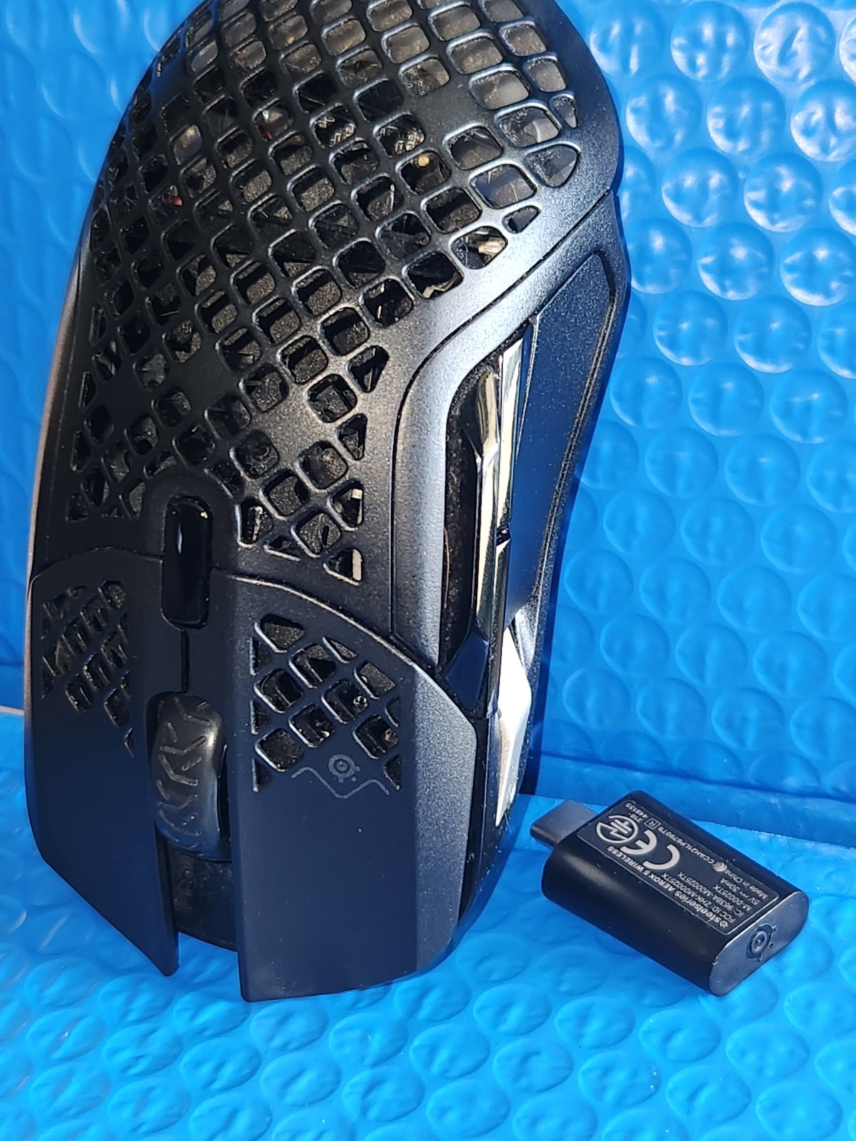 USED SteelSeries  Aerox 5 Ultra Lightweight Honeycomb Water Resistant Wireless