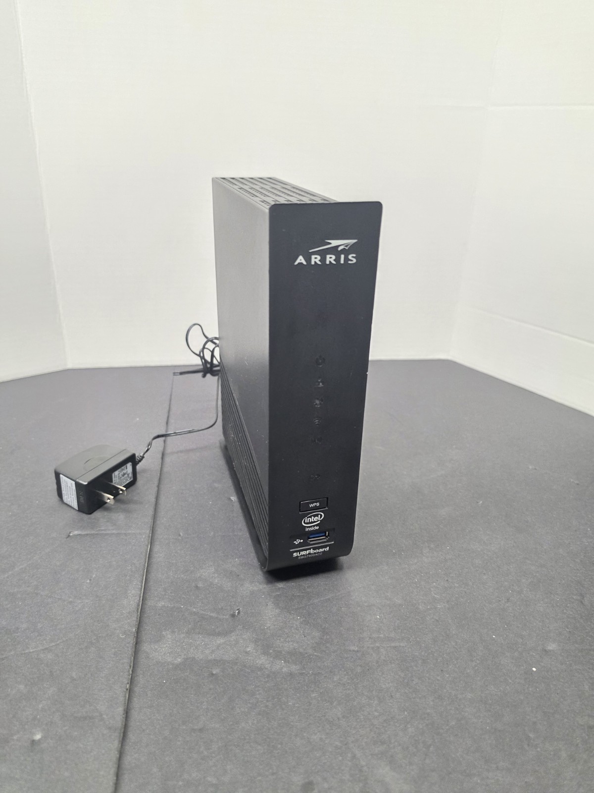 ARRIS SURFboard SBG7400AC2 DOCSIS 3.0 Cable Modem Router 4-Port / .
