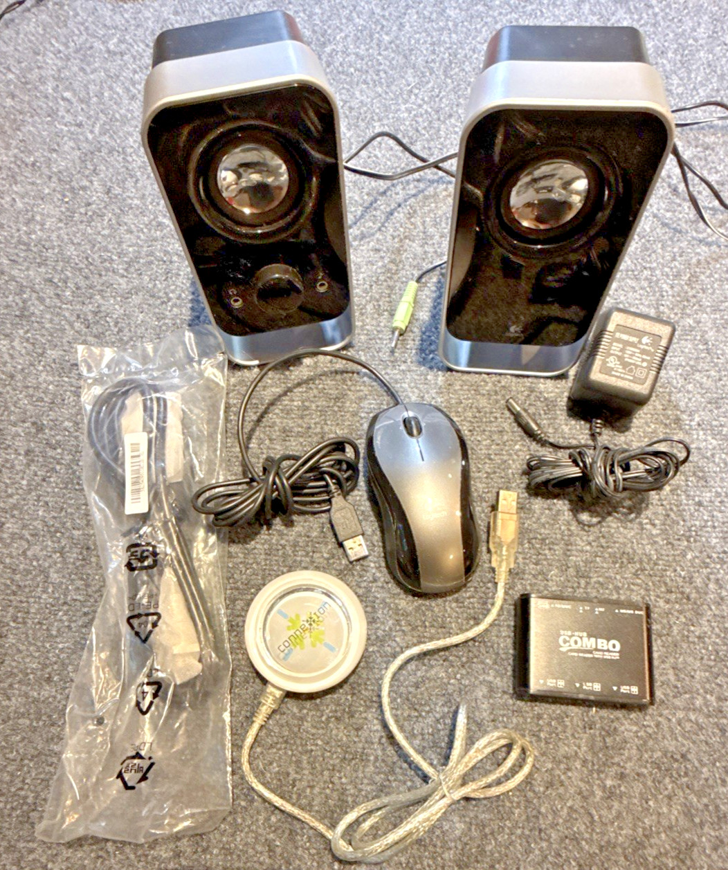 Vintage Logitech Desktop Tech Lot LS11 Speakers LX3 Mouse Kensington USB Hub