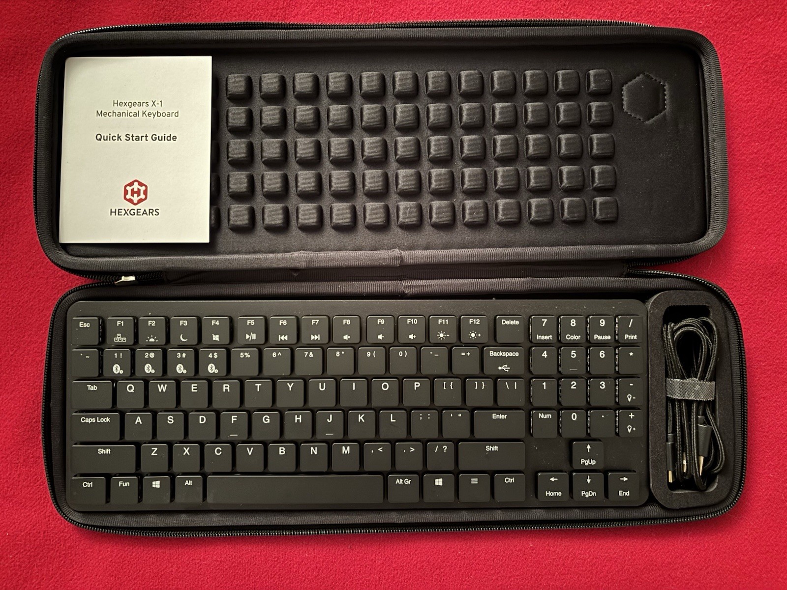Hexgears X-1 Ultra-Thin RGB Mechanical Keyboard BLACK Bluetooth TKL+Numpad Case