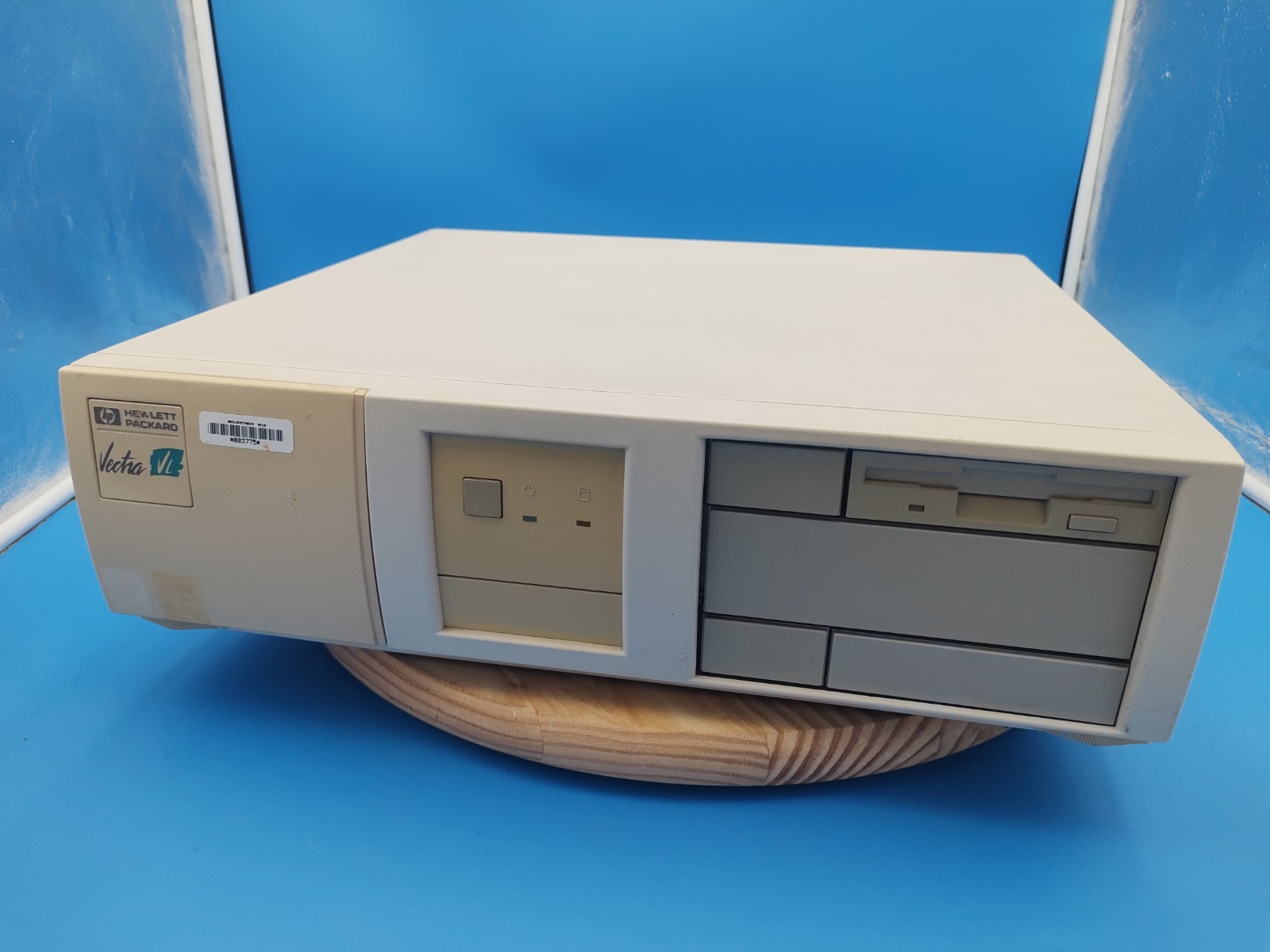 HP Vectra VL5 Pentium 166mhz, 16mb ram, 2gb hdd, Sound Blaster 16 PnP DOS 6.22