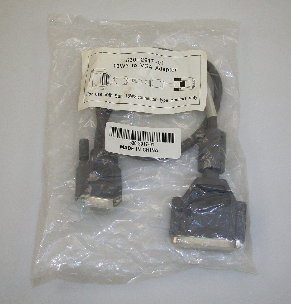 SUN 530-2917 X471A HD15M to DB13W3F Adapter