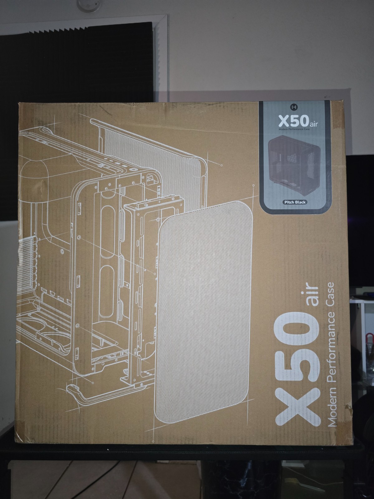 Hyte x50 Air