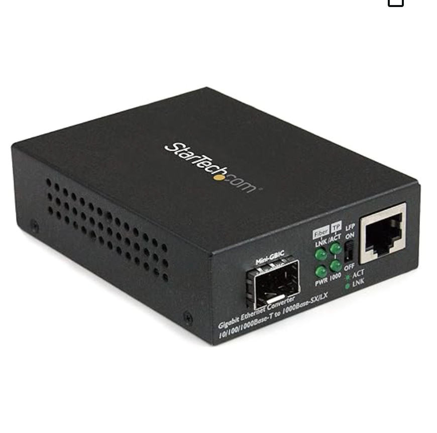 StarTech.com Multimode / Single Mode Fiber Media Converter - Open SFP Slot -