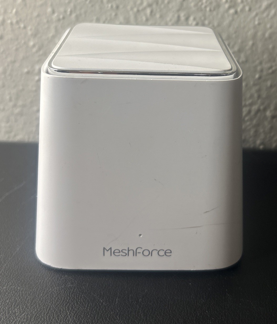 MeshForce M3 Whole Home Mesh WiFi System Only NO POWER CABLE