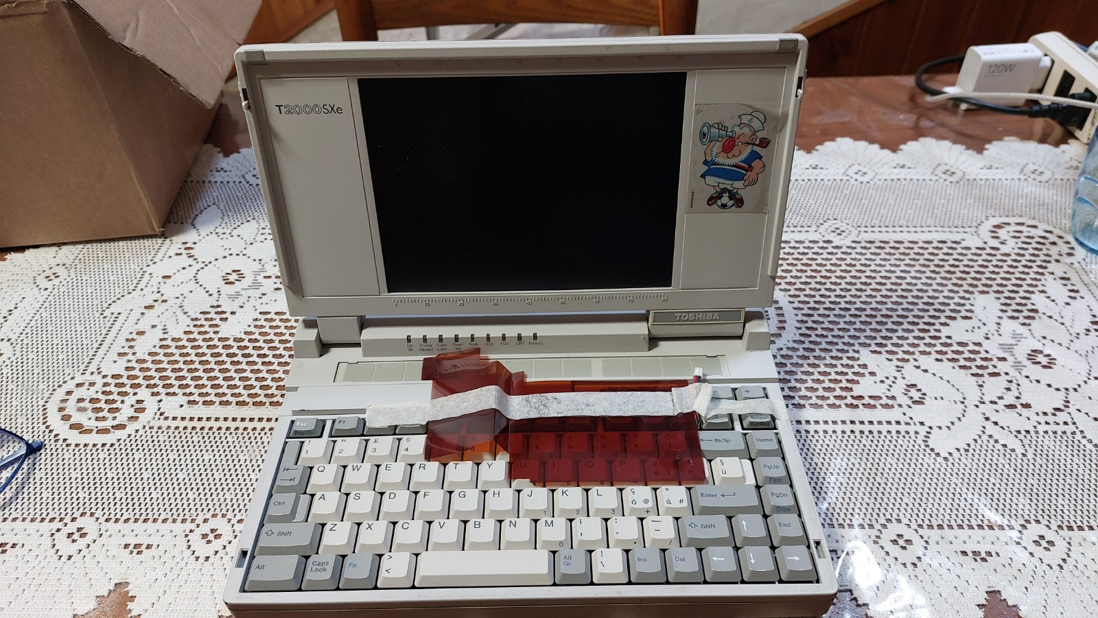 TEST TOSHIBA T2000 SXe Vintage Laptop PC