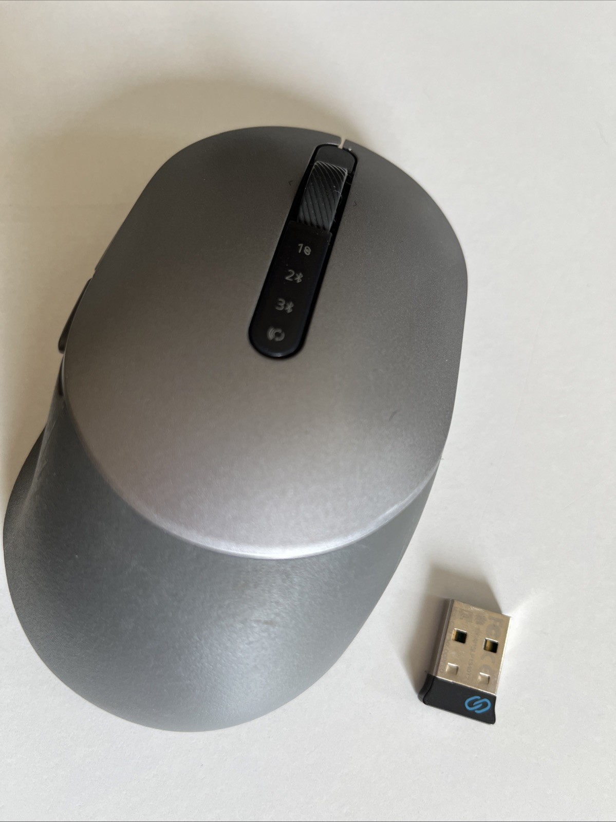 Dell MS5320W Wireless Mouse Multi-Device Bluetooth USB Receiver Gray