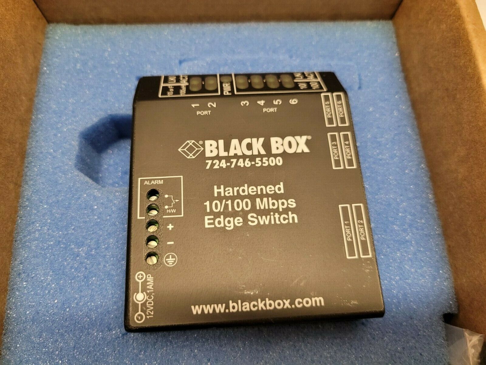 Black Box Heavy-Duty Edge Switch (6) Copper Ports Hardened 48V LBH600A-H-48
