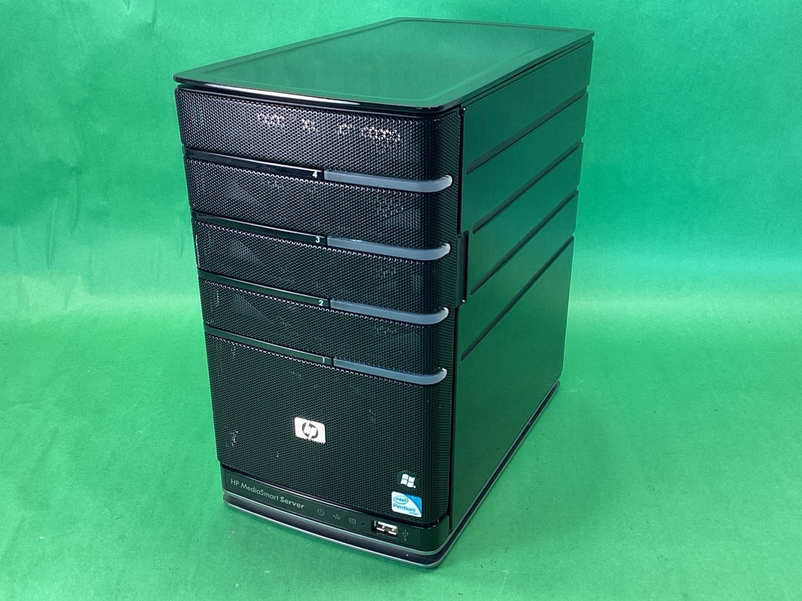HP EX495 MediaSmart Server Intel Pentium CPU - NO HDD - POWERS ON - UNTESTED