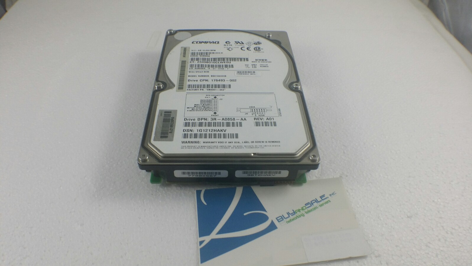 COMPAQ 18.2GB 10K-RPM WIDE U3 80-PIN SCSI HARD DRIVE. 3R-A0858-AA / 9N9001-043