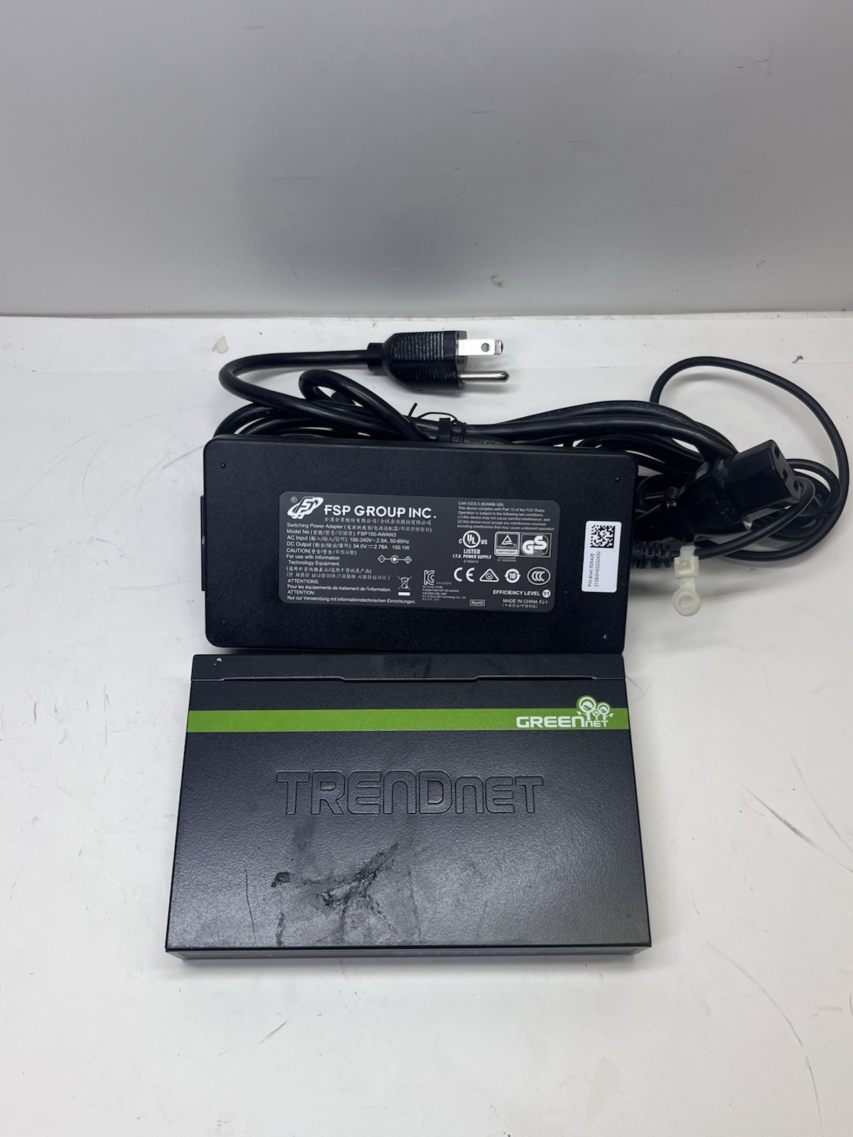 TRENDnet TPE-TG50g/A H/W V2 3R 5-Port Gigabit PoE+ Switch with Power Adapter