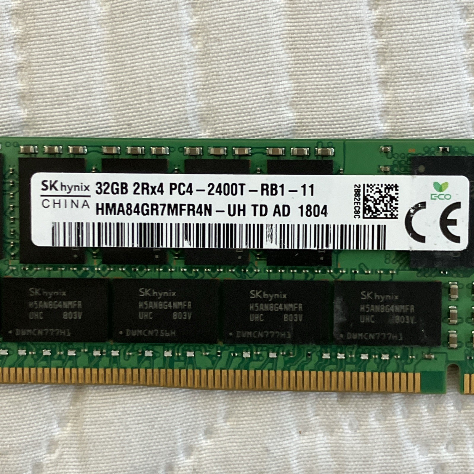 SK hynix 32GB DDR4 ECC RDIMM 2400MHz 2Rx4 PC4-2400T Server RAM HMA84GR7MFR4N