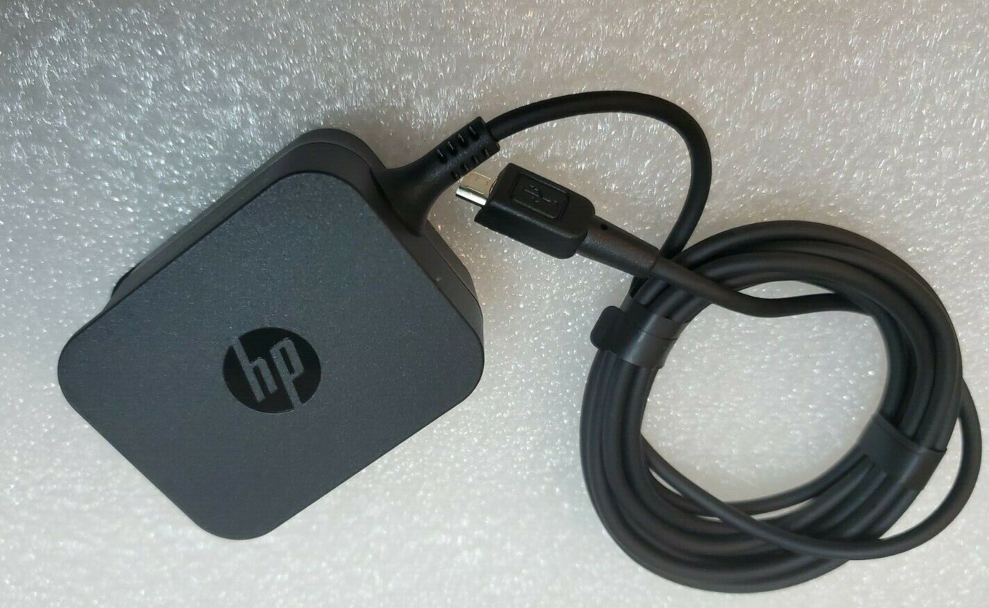 Original HP Micro-USB non-Smart AC adapter - 15.75W, 5.25V, 3A