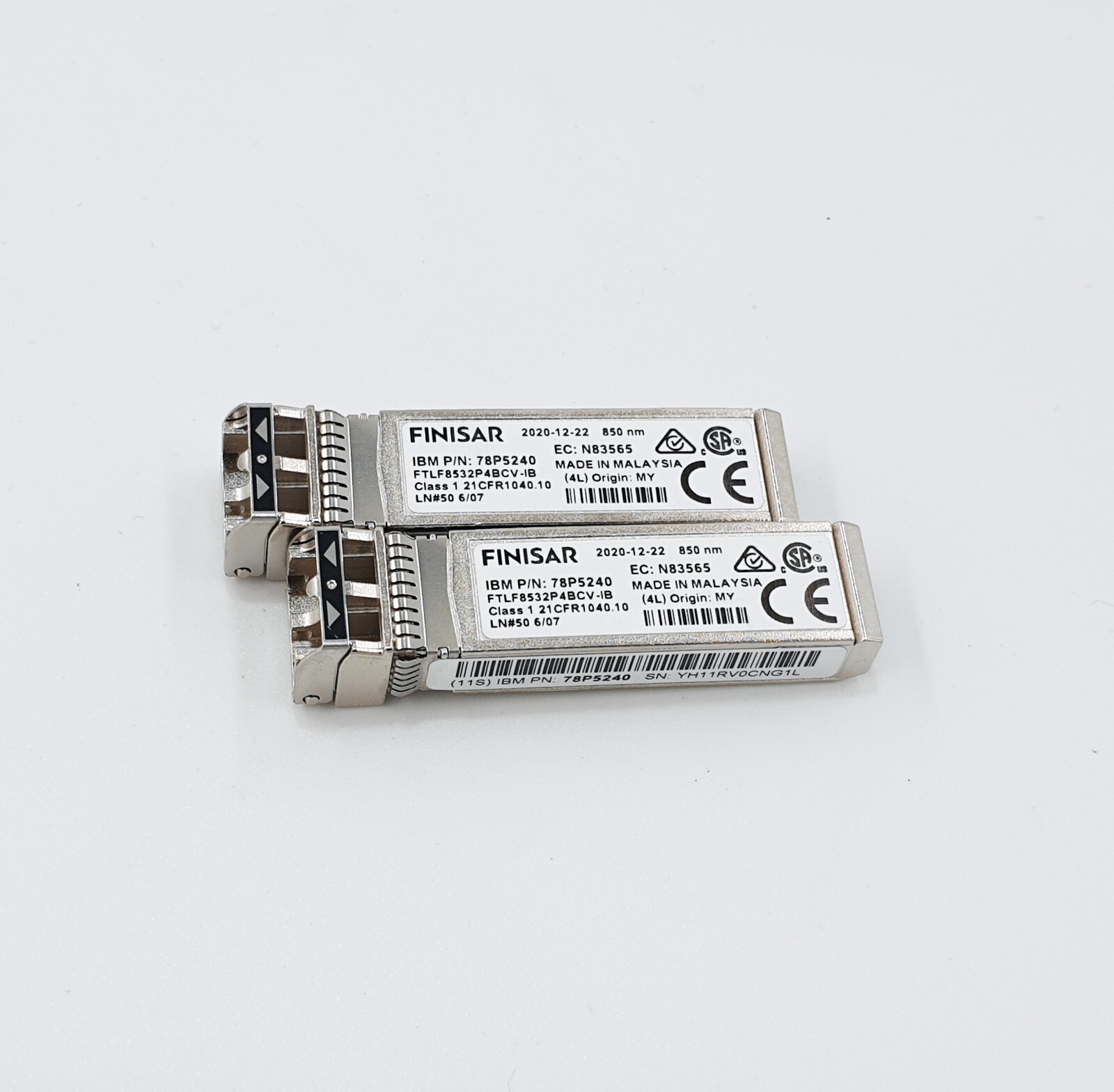 Lot of 2 IBM 78P5240 Finisar FTLF8532P4BCV-IB 32G 850nm Transceiver Module