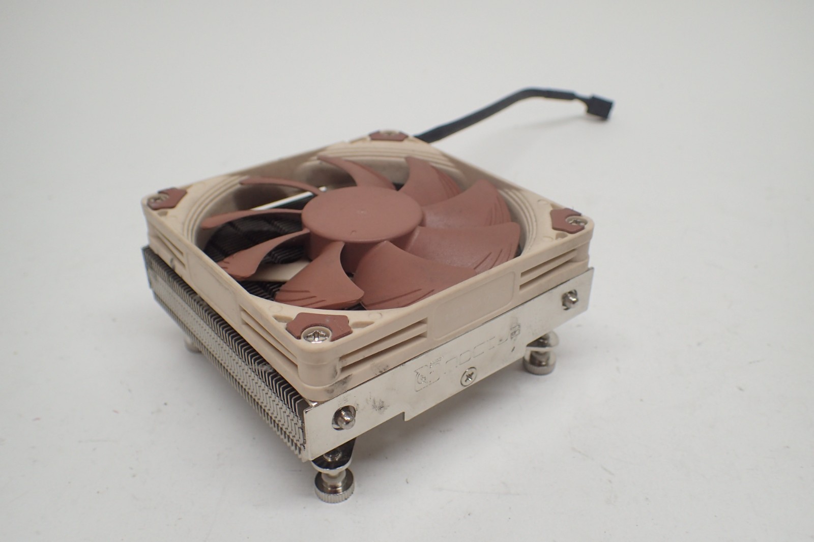 Noctua NH-L9i Low-Profile CPU Cooler Intel LGA115x 92mm 4-Pin 2500RPM
