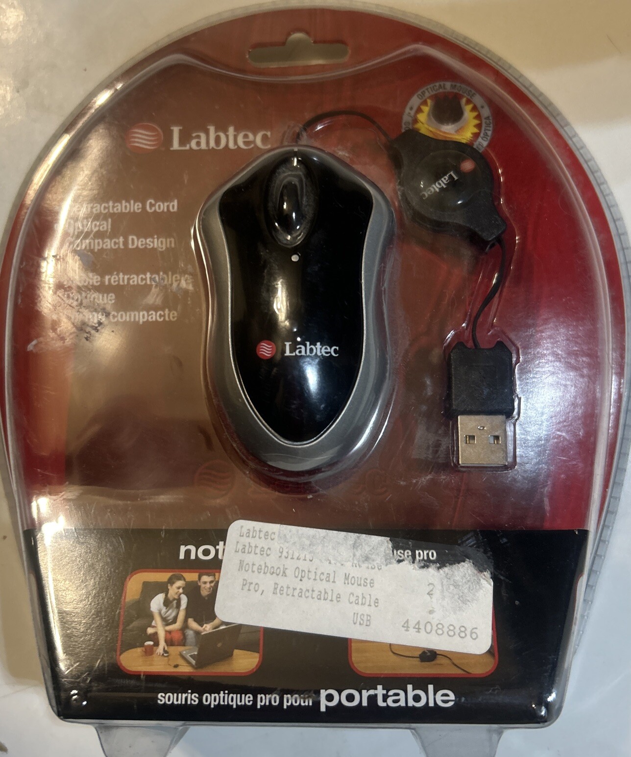 Labtec Wired  Optical Portable Mouse Retractable Cord 931213-0403 NOS Sealed