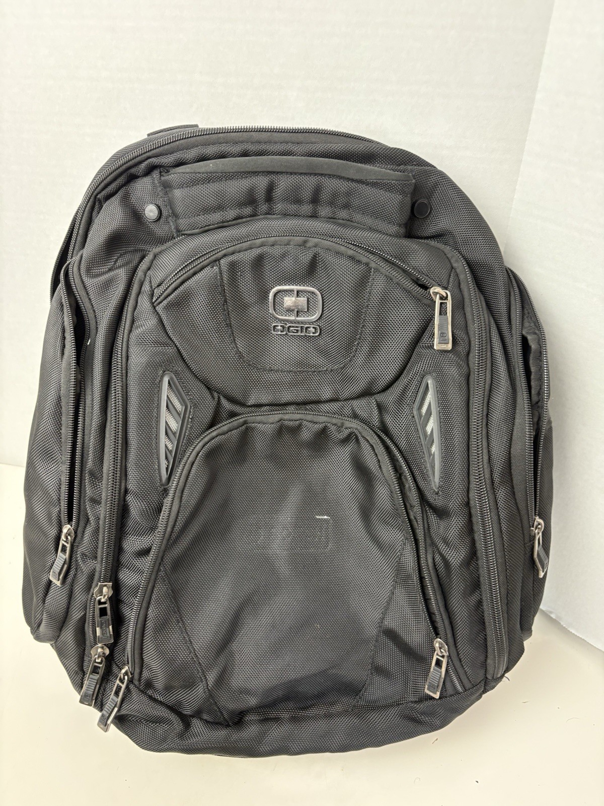 OGIO Renegade RSS 17" Backpack Laptop Book School Bag Black