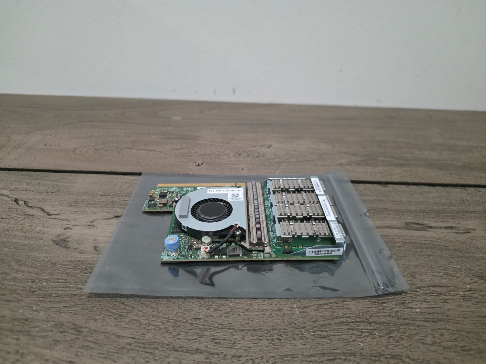Cisco UCSC-MLOM-C25Q-04 V05 Quad-Port 25GB SFP28 PCIe Network Interface Card