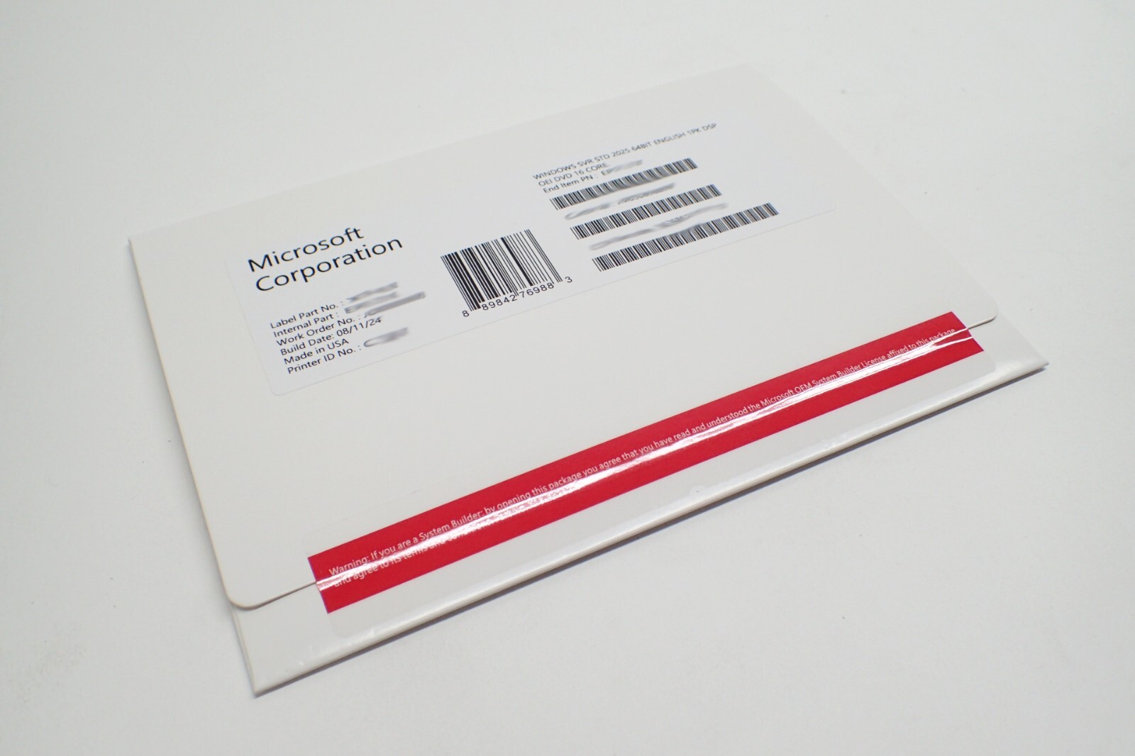 Microsoft Windows Server 2025 Standard 64bit DVD Media Key Complete 16-Core 1PK