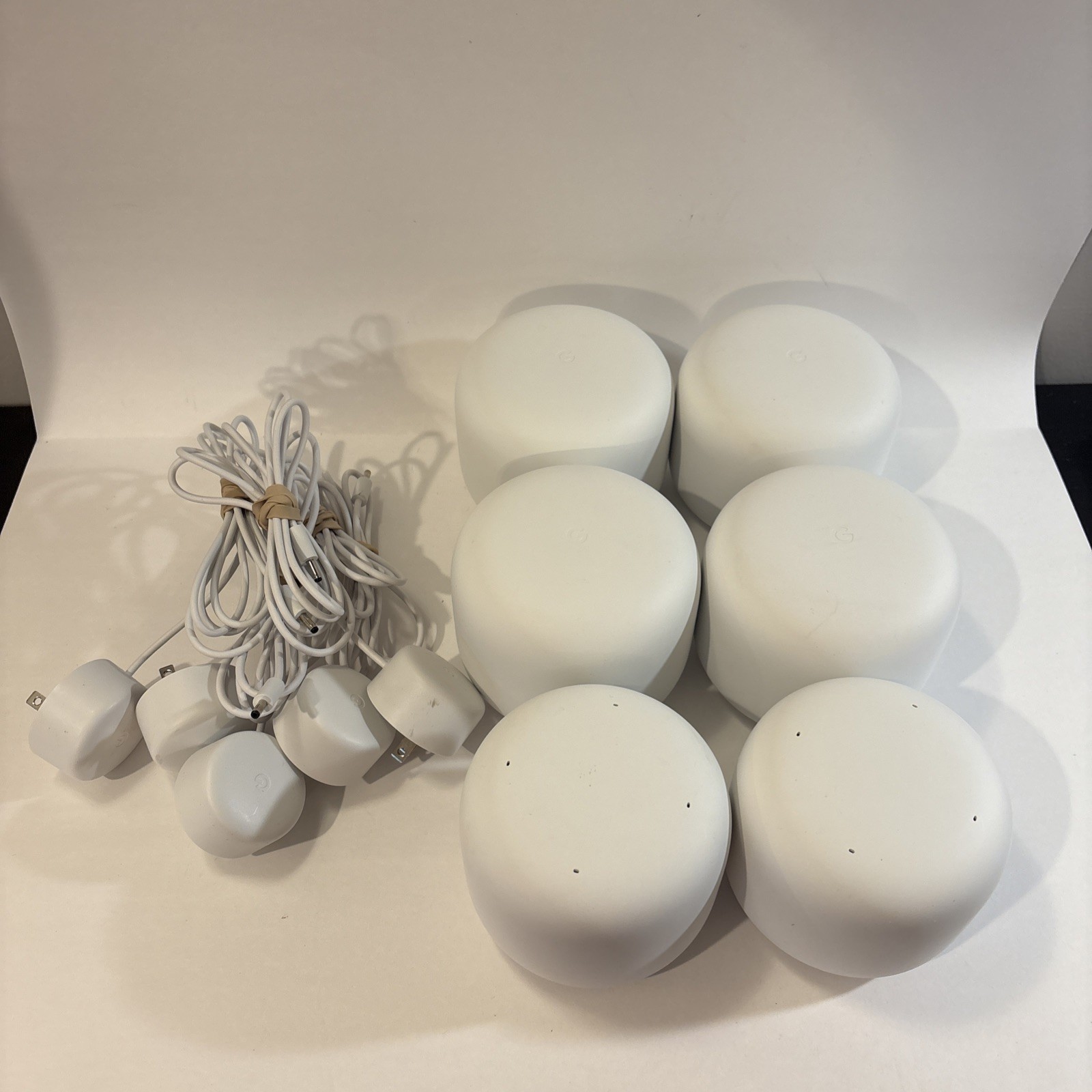 Google Wifi - Wi-Fi Router 4 H2D and 2 H2E - 6 Pack - White - 5 Power Cords Only